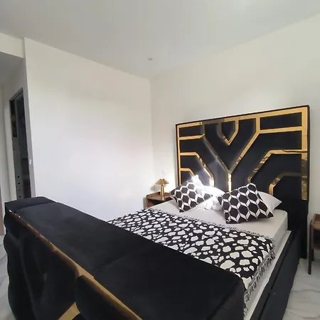 Les Charmes De La Vallee Noble ゲストハウス