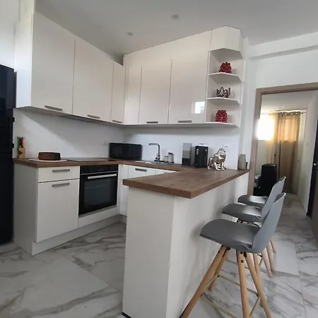 Les Charmes De La Vallée Noble Maison d'hôtes 4*